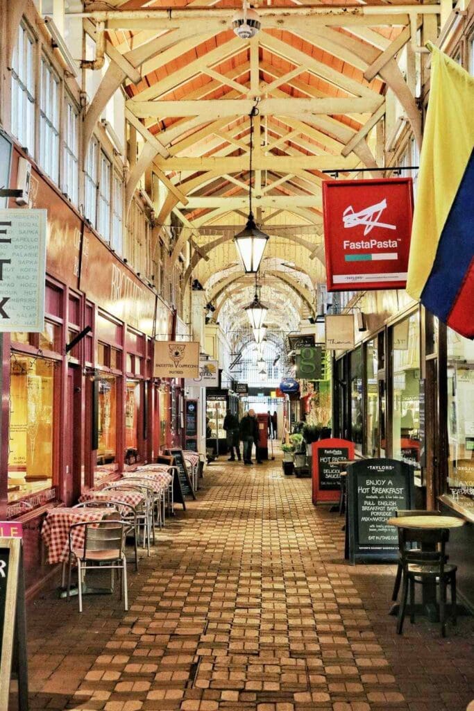 oxford covered market stalls
